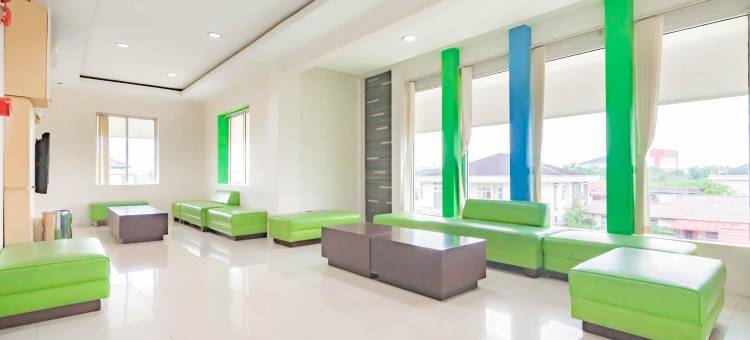 红门旗下-乌尔班维尤酒店-达彭蓬蒂亚纳克(Urbanview Hotel Syariah Dapen Pontianak by RedDoorz)图片