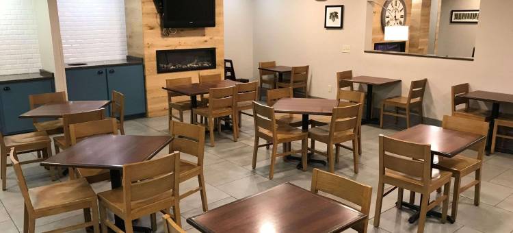 恩波里亚丽怡酒店(Country Inn & Suites by Radisson, Emporia, VA)图片