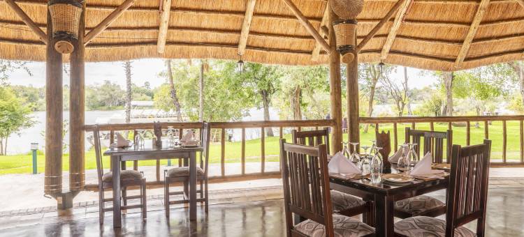 阿赞比西河小屋(Azambezi River Lodge)图片