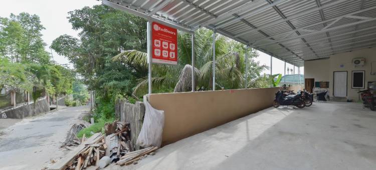 红多兹近打拉根朱瓦塔机场酒店(Reddoorz Near Juwata Airport Tarakan)图片