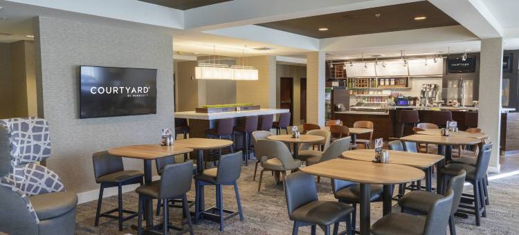 克利夫兰威洛比万怡酒店(Courtyard Cleveland Willoughby)图片