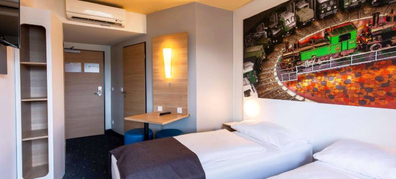 奥格斯堡南部住宿加早餐酒店(B&B HOTEL Augsburg-Süd)图片