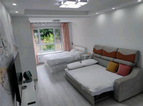 肉丝儿民宿(龙海胡同1号分店)