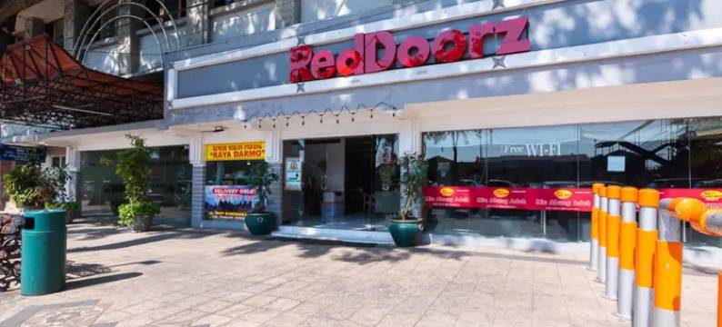 红多兹酒店-尤里苏摩哈吉(RedDoorz @ Urip Sumoharjo)图片