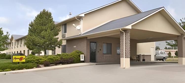 格林利速8酒店(Super 8 by Wyndham Greeley)图片