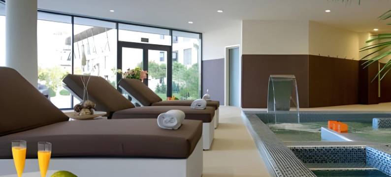 拉芬卡度假村(La Finca Resort)图片