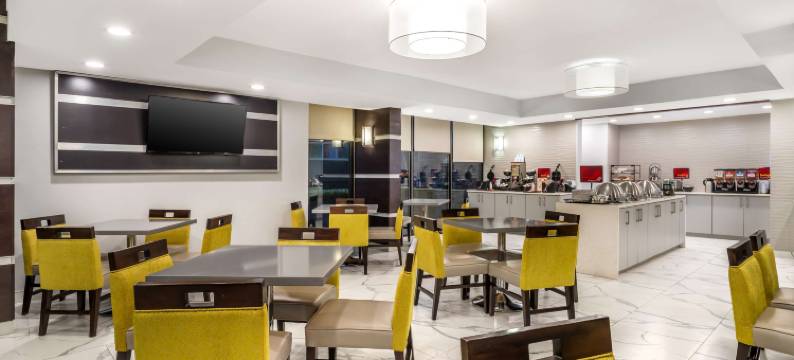 休斯顿能源西走廊贝斯特韦斯特优质必住优质酒店(Best Western Plus Houston Energy Corridor)图片