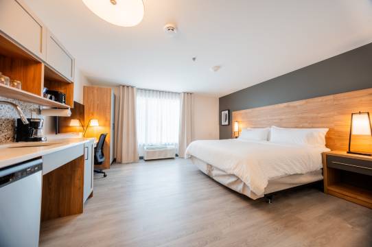 三河城西部烛木套房酒店(Candlewood Suites TROIS-RIVIÈRES OUEST by IHG)
