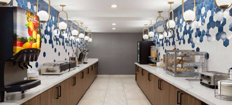 温德姆旗下拉昆塔温德姆酒店套房-雅吉瓦市中心(La Quinta Inn & Suites by Wyndham Yakima Downtown)图片