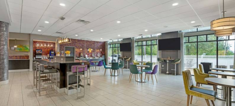 拉斯顿贝斯特韦斯特优质酒店(Best Western Plus Ruston Hotel)图片