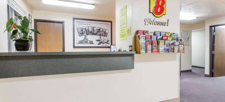 谢尔顿温德姆速8酒店(Super 8 by Wyndham Shelton)图片