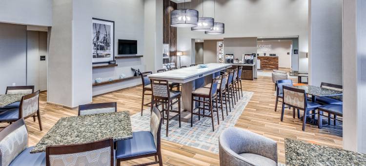 欢朋酒店及套房基特里-朴茨茅斯(Hampton Inn & Suites Kittery-Portsmouth)图片