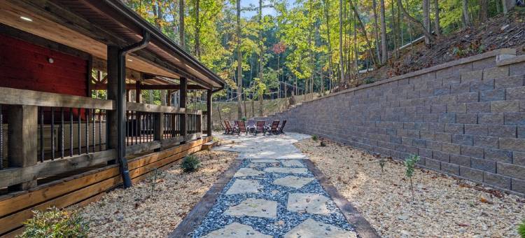 Trails End Lodge - 5 Br Cabin in Morganton with Games, WiFi, Hot Tub图片