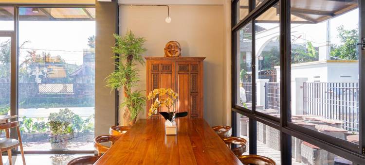 斯瓦纳布米酒店(Svarnabumi Hotel)图片