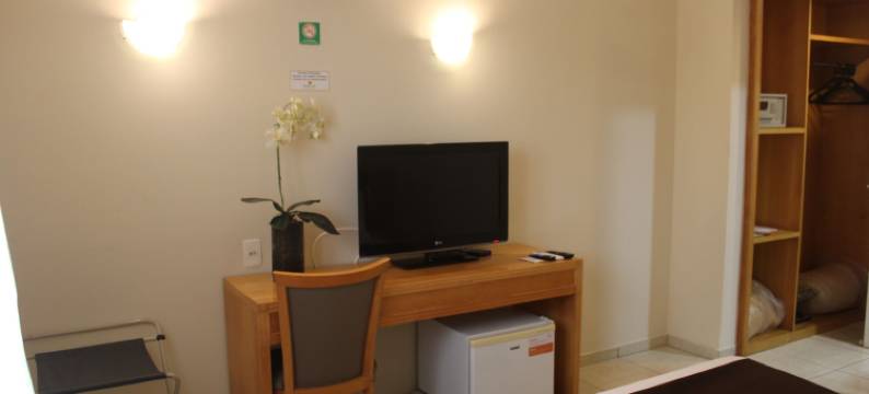 海港格拉西奥萨酒店(Harbor Self Graciosa Hotel)图片