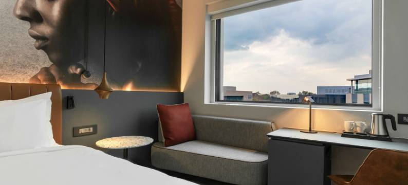 约翰内斯堡罗斯班克丽芮酒店(Radisson Red Johannesburg, Rosebank)图片