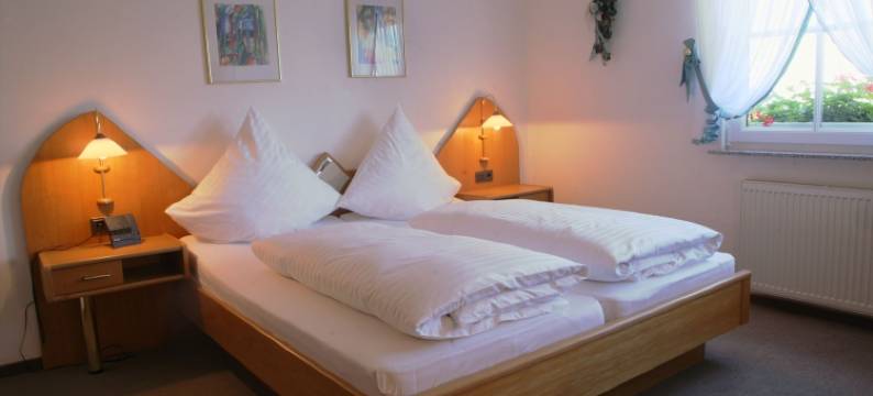 纽博格林雷特拉特酒店(Hotel Retterath am Nürburgring)图片