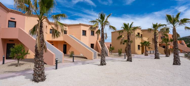 Red Sun Village图片