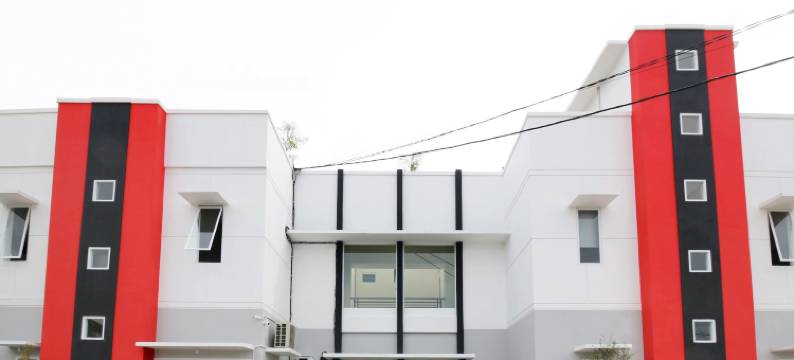 波拉玛斯住宅酒店(RedDoorz Plus Syariah at Polamas Andalas)图片