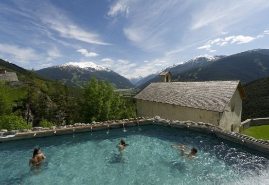 La Genzianella Bormio Hotel Overview