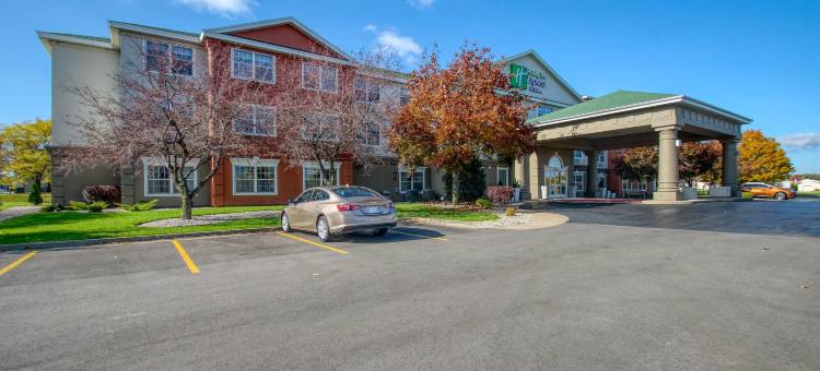 智选假日套房酒店奥什科什- SR 41(Holiday Inn Express & Suites Oshkosh-SR 41)图片