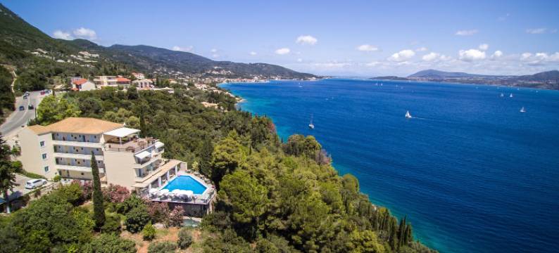 卡马里酒店(Aliki Hotel)图片