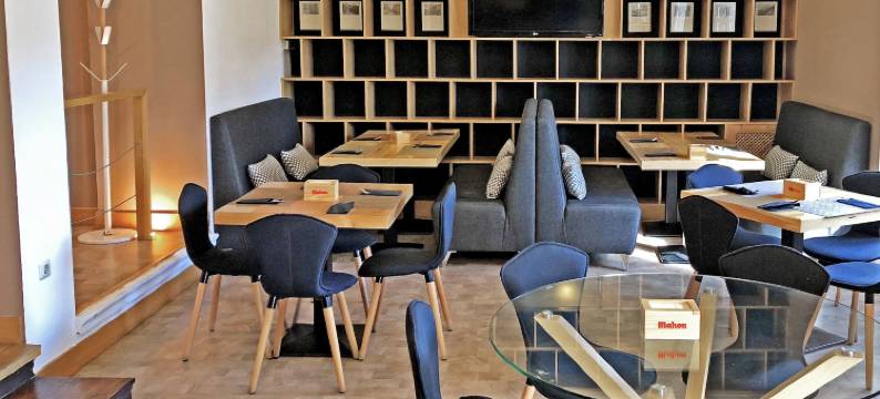 莱昂诺尔德阿基塔尼亚酒店(Hotel Leonor de Aquitania)图片