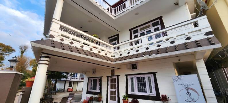 多杰之家及屋顶咖啡馆(Dorjee House Bir)图片