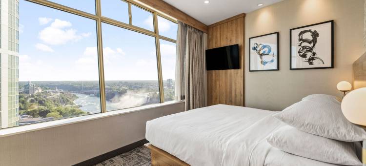 瀑布塔景观酒店(Tower Hotel at Fallsview)图片