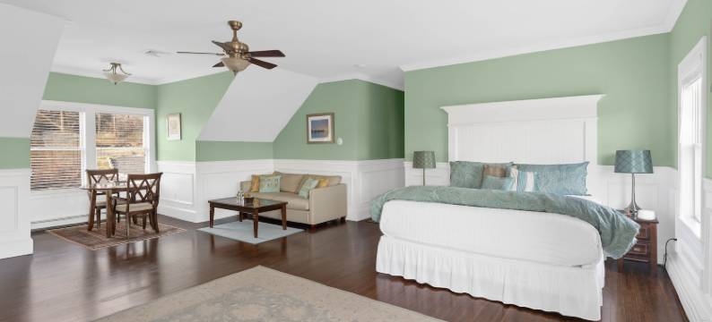 灯塔豪华海滨旅馆(The Beacon Waterfront Inn)图片