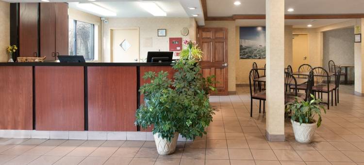 纽约州尼加拉瀑布温德姆速 8 酒店(Super 8 by Wyndham Niagara Falls NY)图片