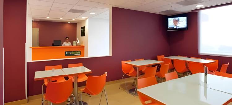 图斯特拉-古铁雷斯波利福鲁姆万豪城市快捷青年酒店(City Express Junior by Marriott Tuxtla Gutiérrez Poliforum)图片