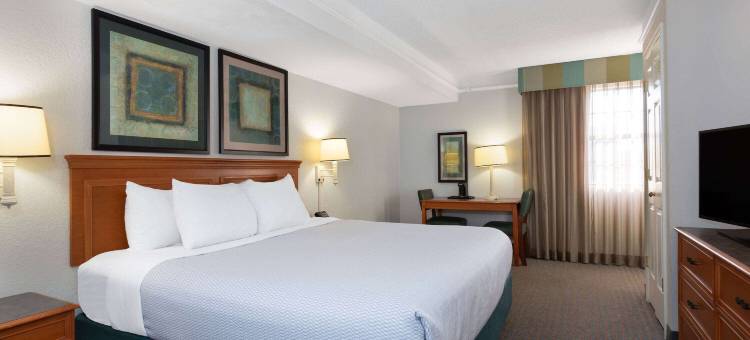 彭萨科拉昆塔温德姆酒店(La Quinta Inn by Wyndham Pensacola)图片