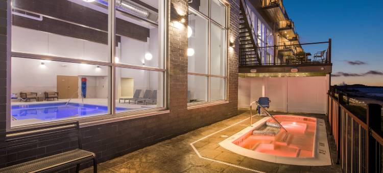 麦基诺圣伊格纳斯湖畔希尔顿欢朋酒店(Hampton Inn by Hilton St Ignace Lakefront Mackinac)图片