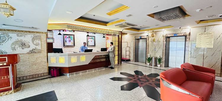 贝尔维拉豪华圣马力诺靠近迪拉钟楼(Belvilla Luxury San Marino Near Deira Clock Tower)图片