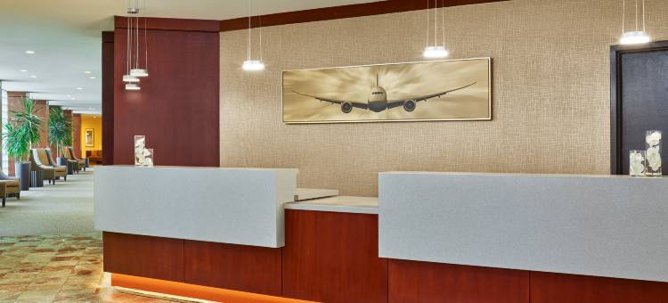 休斯顿洲际机场逸林酒店(DoubleTree by Hilton Houston Intercontinental Airport)图片