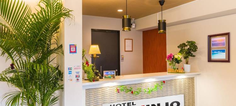 Mr.KINJO in SHANTI VAN Tsubogawa Station(Mr.KINJO in SHANTI VAN Tsubogawa Station)图片