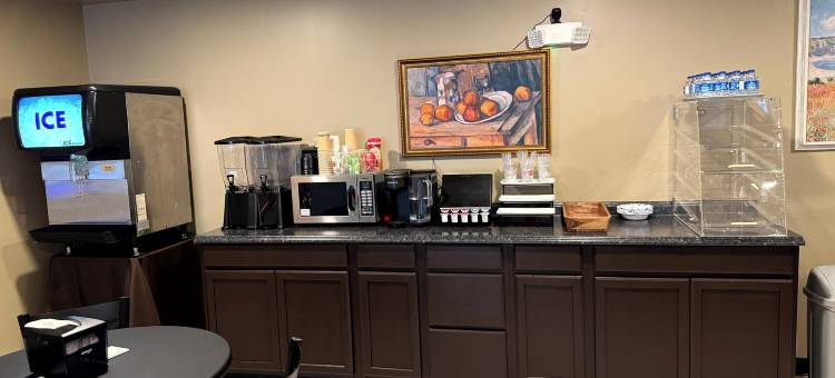 四季旅馆(Four Seasons Inn)图片