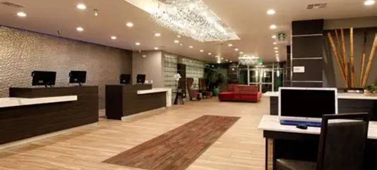 奥克兰机场丽筠酒店(Radisson Hotel Oakland Airport)图片