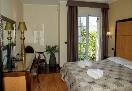 Regent Beach Hotel & ApartmentsHotel Overview