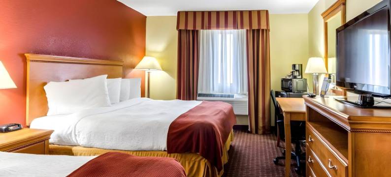 杰克森维尔勒琼营地附近罗德威套房酒店(Rodeway Inn & Suites Jacksonville Near Camp Lejeune)图片