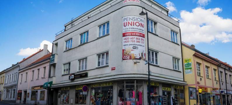 霍默斯拉尼旅馆(Penzion Homér Slaný)图片