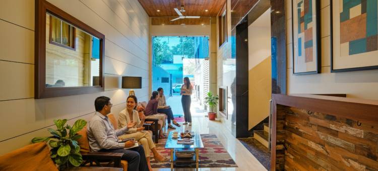 Fabhotel 斯达伍德公寓(FabHotel Starwood Residency - Behind Bmw Car Showroom)图片