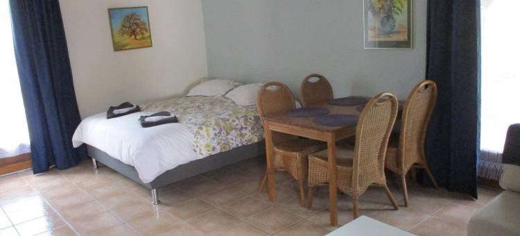 Cottage in Vézac with Pool & River Nearby图片