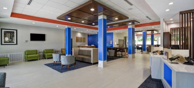 西布鲁克休斯敦NASA智选假日套房酒店(Holiday Inn Express & Suites HOUSTON NASA - BOARDWALK AREA by IHG)图片