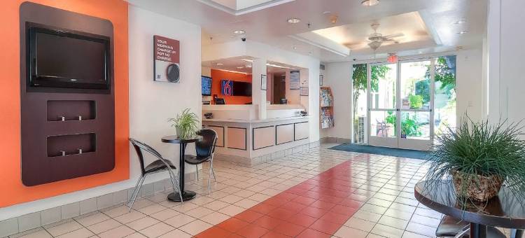 圣迭戈市中心6号汽车旅馆(Motel 6 San Diego, CA - Downtown)图片