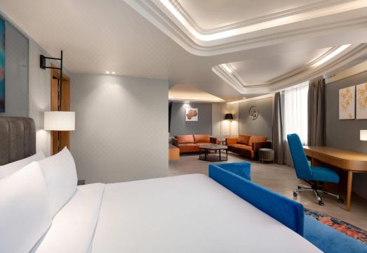 Ramada Encore by Wyndham Rajbagh Srinagar Hotel Overview