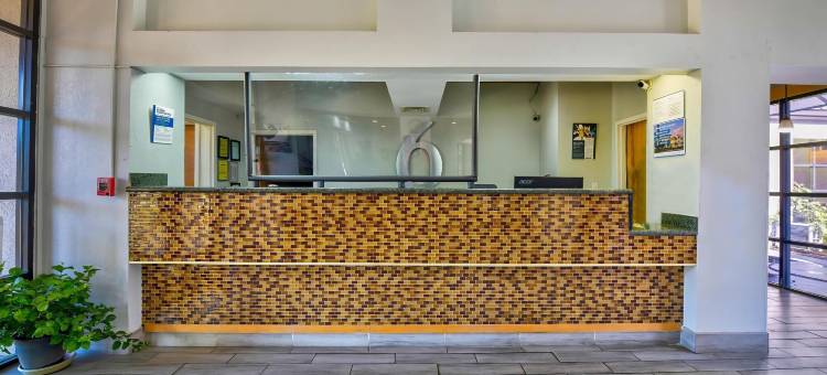 阿拉巴马伯明翰 - 医学中心 6 号汽车旅馆(Motel 6 Birmingham, Al - Medical Center)图片