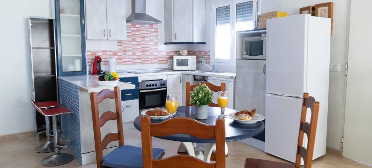 Modern holiday home in Almeria with pool图片