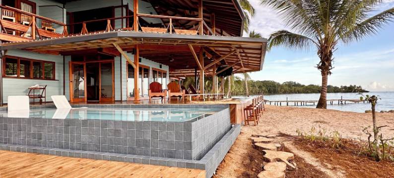 博卡斯海滨小屋(Bocas Beachfront Lodge)图片